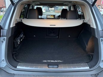 NISSAN X-TRAIL 1.5 E-Power 204 Tekna 5Dr Xtronic