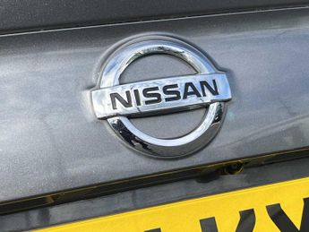 NISSAN QASHQAI 1.3 Dig-T 160 [157] N-Motion 5Dr Dct