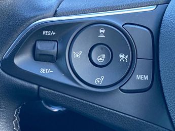 VAUXHALL GRANDLAND Vauxhall Grandland Ultimate Turbo