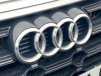 AUDI Q5 Audi Q5 Comp 55 Tfsi E Quattro