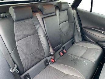 TOYOTA COROLLA 2.0 Hybrid Excel 5Dr Cvt