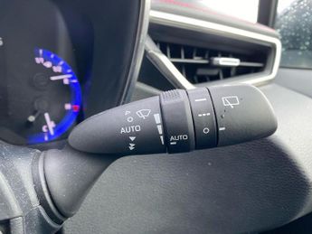 TOYOTA COROLLA 2.0 Hybrid Excel 5Dr Cvt