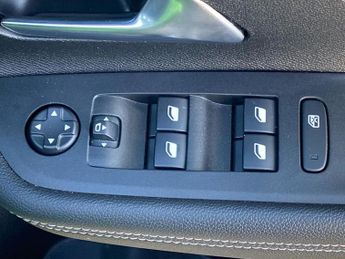 VAUXHALL MOKKA 100Kw Ultimate 50Kwh 5Dr Auto