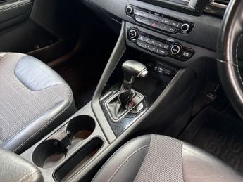 KIA NIRO 1.6 Gdi Hybrid 2 5Dr Dct