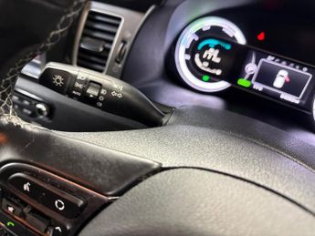 KIA NIRO 1.6 Gdi Hybrid 2 5Dr Dct