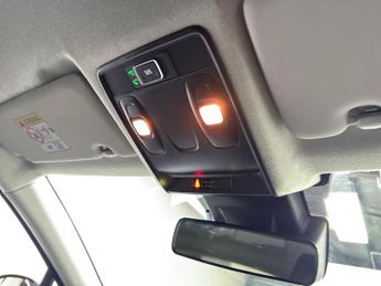 RENAULT CAPTUR 1.6 E-Tech Evolution Suv 5Dr Petrol Hybrid Auto Euro 6 (S/S) (14