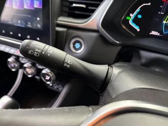 RENAULT CAPTUR 1.6 E-Tech Evolution Suv 5Dr Petrol Hybrid Auto Euro 6 (S/S) (14