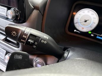 HYUNDAI KONA 39Kwh Se Connect Suv 5Dr Electric Auto (10.5Kw Charger) (136 Ps)