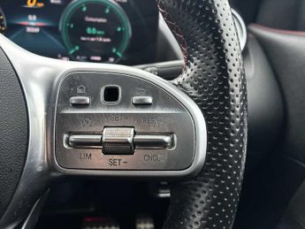 Mercedes-Benz EQA Eqa 250 140Kw Amg Line Premium 66.5Kwh 5Dr Auto