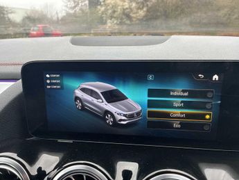 Mercedes-Benz EQA Eqa 250 140Kw Amg Line Premium 66.5Kwh 5Dr Auto