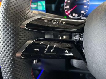 MERCEDES-BENZ GLA Gla 200 Amg Line Executive 5Dr Auto