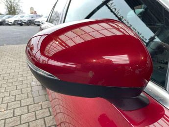 Mercedes-Benz GLA Gla 250E Exclusive Edition Premium 5Dr Auto