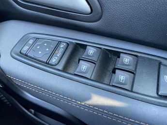 DACIA DUSTER 1.3 Tce Extreme Suv 5Dr Petrol Edc Euro 6 (S/S) (150 Ps)