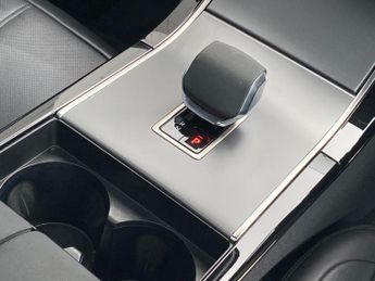 LAND ROVER RANGE ROVER VELAR 3.0 D300 Mhev Dynamic Se Suv 5Dr Diesel Auto 4Wd Euro 6 (S/S) (3