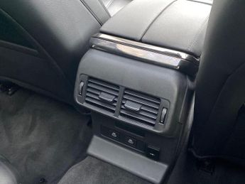 LAND ROVER RANGE ROVER VELAR 3.0 D300 Mhev Dynamic Se Suv 5Dr Diesel Auto 4Wd Euro 6 (S/S) (3