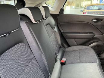 RENAULT CAPTUR 1.6 E-Tech Plug-In Hybrid 160 Techno 5Dr Auto