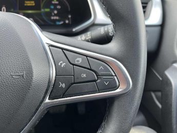 RENAULT CAPTUR 1.6 E-Tech Plug-In Hybrid 160 Techno 5Dr Auto