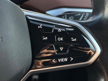 VOLKSWAGEN ID.4 Pure 52Kwh City Suv 5Dr Electric Auto (148 Ps)