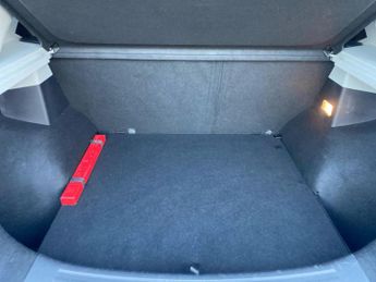 MG MOTOR UK ZS 1.0 T-Gdi Exclusive Suv 5Dr Petrol Auto Euro 6 (111 Ps)