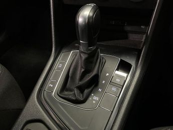 VOLKSWAGEN TIGUAN 2.0 Tdi Se Navigation Suv 5Dr Diesel Dsg Euro 6 (S/S) (150 Ps)