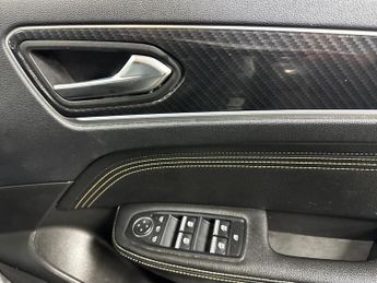 RENAULT ARKANA 1.6 E-Tech E-Tech Engineered Suv 5Dr Petrol Hybrid Auto 2Wd Euro