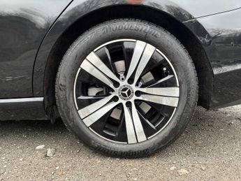 MERCEDES-BENZ C CLASS C200 Sport 4Dr 9G-Tronic