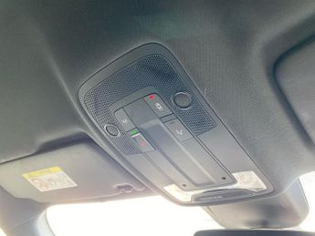 AUDI Q3 1.5 Tfsi Cod 35 S Line Suv 5Dr Petrol S Tronic Euro 6 (S/S) (150