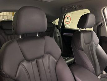 AUDI Q5 2.0 Tdi 40 Sport Sportback 5Dr Diesel S Tronic Quattro Euro 6 (S