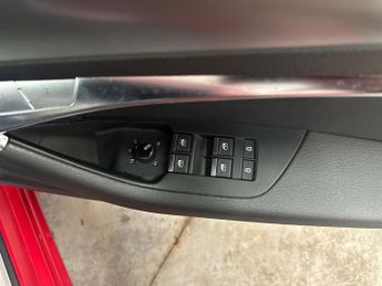 AUDI A6 2.0 Tdi 40 S Line Saloon 4Dr Diesel S Tronic Euro 6 (S/S) (204 P