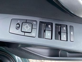 KIA NIRO 1.6H Gdi 2 Suv 5Dr Petrol Hybrid Dct Euro 6 (S/S) (139 Bhp)