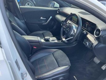 MERCEDES-BENZ A CLASS A200 Amg Line 5Dr Auto
