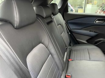 NISSAN QASHQAI 1.3 Dig-T Mh 158 Tekna 5Dr Xtronic