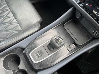 NISSAN QASHQAI 1.3 Dig-T Mh 158 Tekna+ 5Dr Xtronic