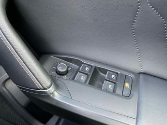 CUPRA FORMENTOR 1.5 Tsi 150 V2 5Dr Dsg