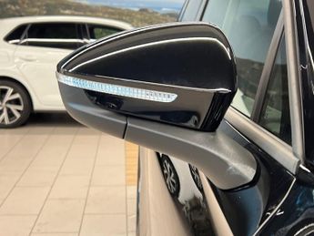 VOLKSWAGEN Tiguan 2.0 Tdi Match 5Dr Dsg