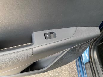 KIA NIRO Niro 150Kw 3 65Kwh 5Dr Auto Estate