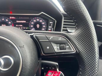 AUDI A1 1.5 Tfsi 35 S Line Sportback 5Dr Petrol S Tronic Euro 6 (S/S) (1