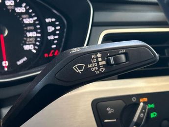 AUDI A4 2.0 Tfsi 40 S Line Saloon 4Dr Petrol S Tronic Euro 6 (S/S) (190 