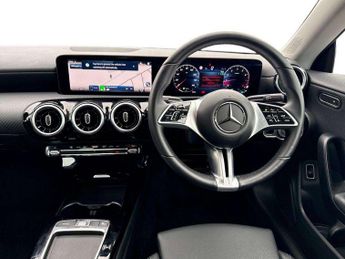 MERCEDES-BENZ CLA Cla 180 Sport Edition 4Dr Tip Auto