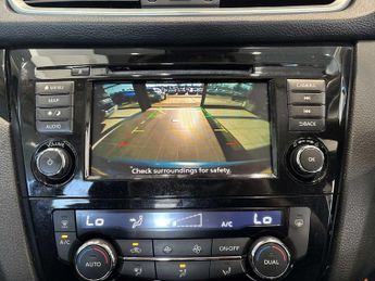 NISSAN QASHQAI 1.3 Dig-T 160 Acenta Premium 5Dr Dct