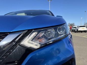 NISSAN QASHQAI 1.3 Dig-T 160 Acenta Premium 5Dr Dct