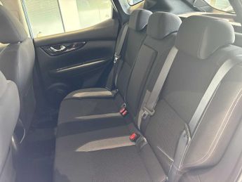 NISSAN QASHQAI 1.3 Dig-T 160 Acenta Premium 5Dr Dct