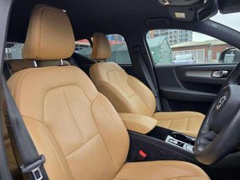 VOLVO XC40 2.0 B4P Inscription 5Dr Awd Auto
