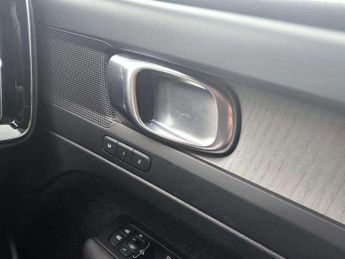 VOLVO XC40 2.0 B4P Inscription 5Dr Awd Auto