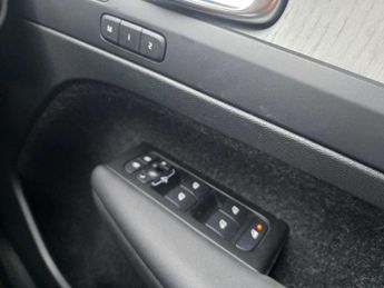 VOLVO XC40 2.0 B4P Inscription 5Dr Awd Auto