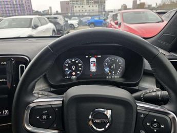 VOLVO XC40 2.0 B4P Inscription 5Dr Awd Auto