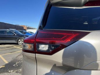 NISSAN X-TRAIL 1.5 E-Power E-4Orce 213 N-Connecta 5Dr 7Seat Auto