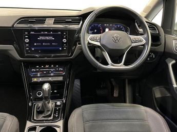 VOLKSWAGEN TOURAN 1.5 Tsi Evo Sel Mpv 5Dr Petrol Dsg Euro 6 (S/S) (150 Ps)