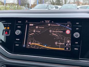 VOLKSWAGEN POLO 1.0 Tsi R-Line Hatchback 5Dr Petrol Dsg Euro 6 (S/S) (115 Ps)