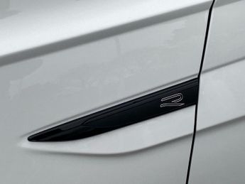 VOLKSWAGEN POLO 1.0 Tsi R-Line Hatchback 5Dr Petrol Dsg Euro 6 (S/S) (115 Ps)